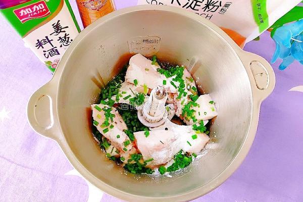 柿子肉圆汤的做法图解4