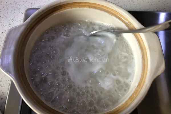 玫瑰薏米粥的做法图解4