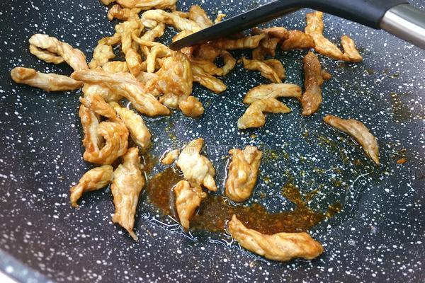 超下饭的鱼香肉丝的做法图解5