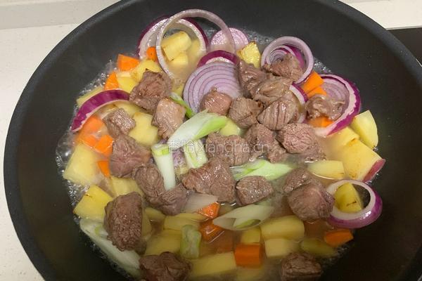 咖喱牛肉饭的做法图解6