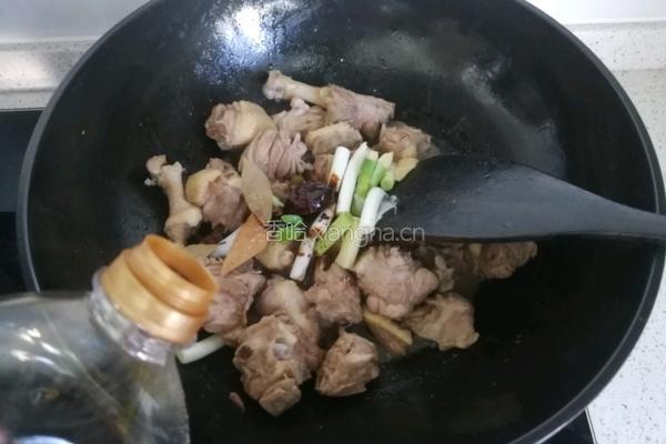 玉米鸭腿煲的做法图解12