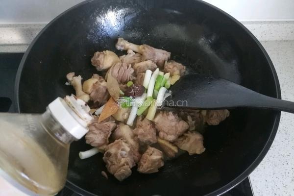 玉米鸭腿煲的做法图解13