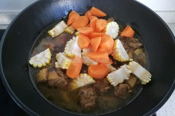 玉米鸭腿煲的做法图解17