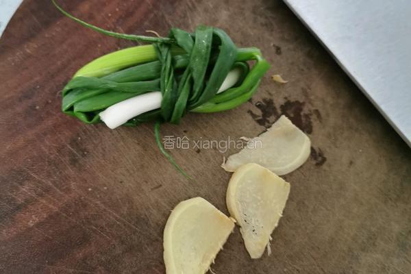 花甲蒸水蛋的做法图解4
