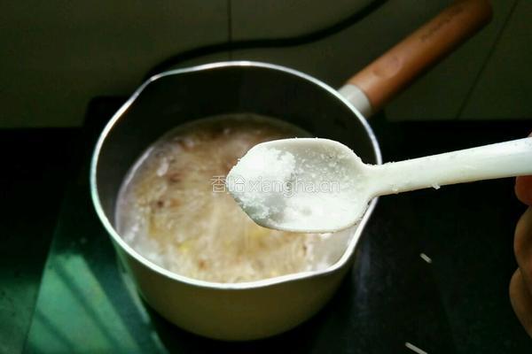 猪扇骨汤娃娃菜汤面的做法图解7