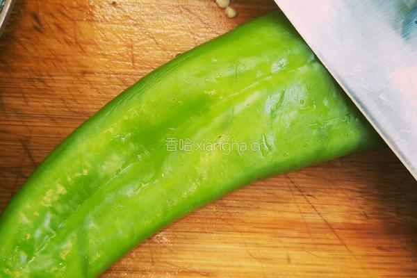 虎皮青椒的做法图解2