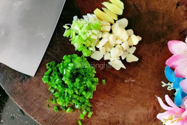 芋头烧牛肉的做法图解6