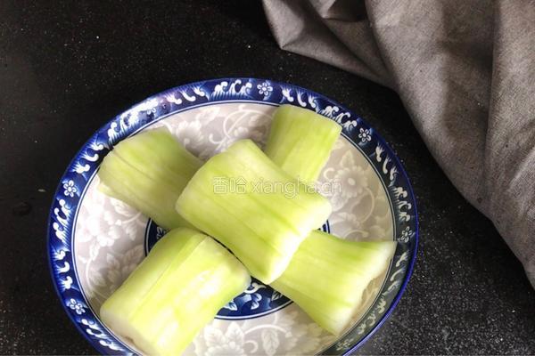 蒜蓉红油辣酱蒸冬瓜的做法图解8