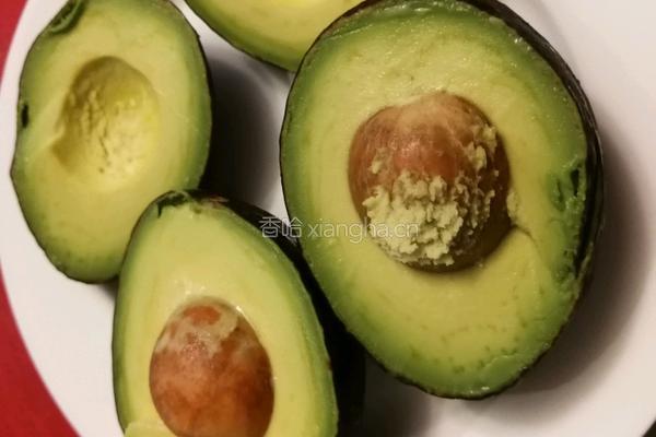 牛油果虾仁意面的做法图解1
