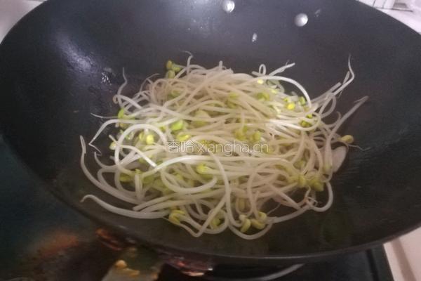 黄豆芽炒粉丝的做法图解7