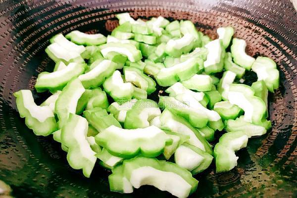 红烧苦瓜的做法图解6