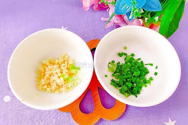 蒜蓉粉丝娃娃菜的做法图解3