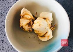 秋日润肺就靠它，莴苣炒百合，清爽简单易上手的做法图解3