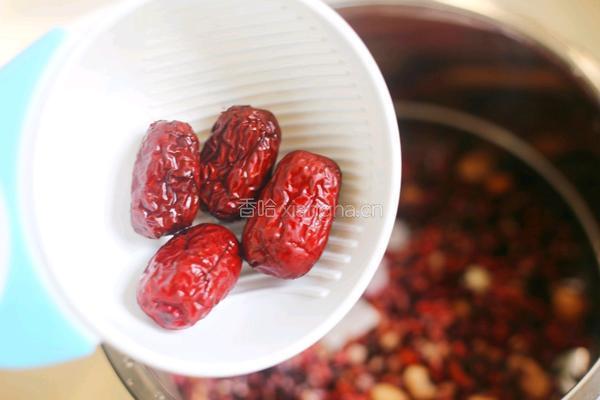 奶香红豆薏米杂粮粥的做法图解6
