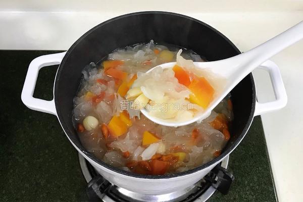木瓜银耳莲子汤的做法图解8