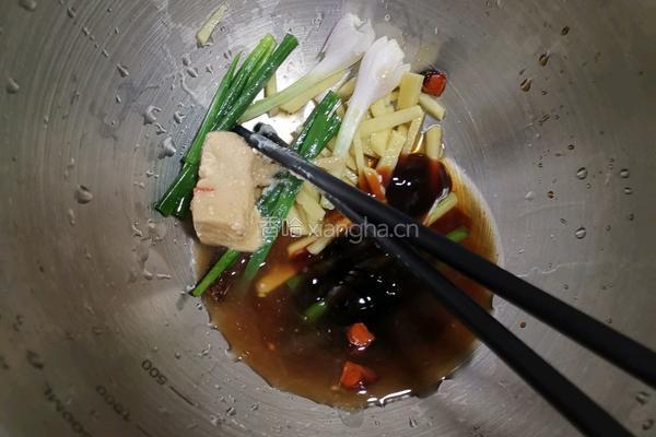 香酥炸鸡腿的做法图解3