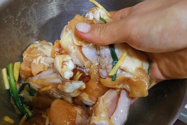香酥炸鸡腿的做法图解5