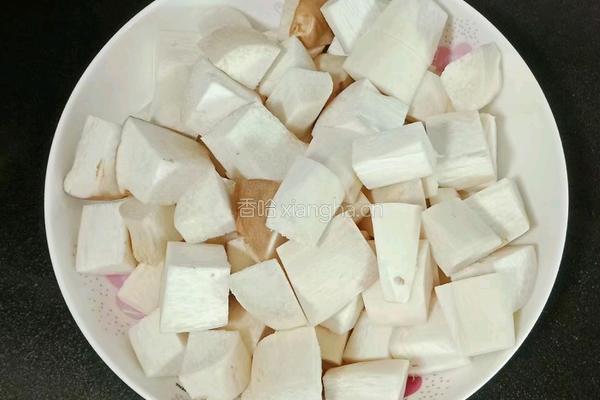 彩椒炒杏鲍菇的做法图解1