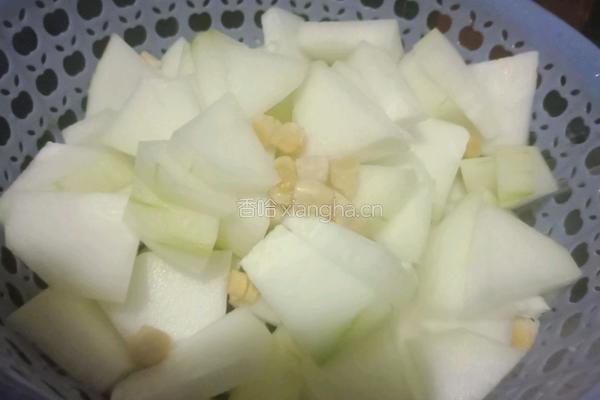 干贝东瓜的做法图解2