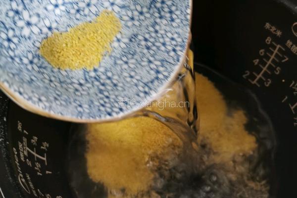 莲子红枣小米粥的做法图解4