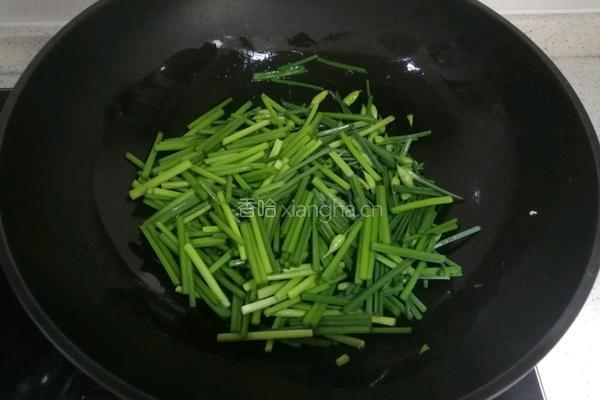 韭菜花炒鸡蛋的做法图解9