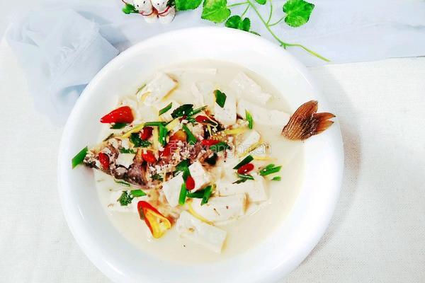 土鲫鱼豆腐汤的做法图解22