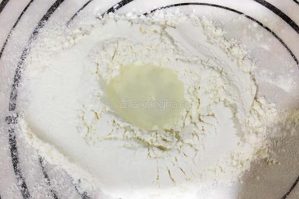 番茄虾仁面片汤的做法图解1