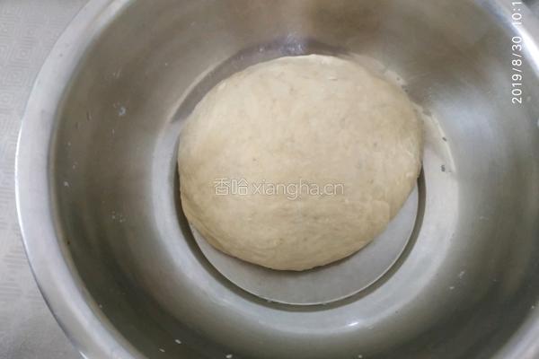 香蕉芝麻小发饼的做法图解4