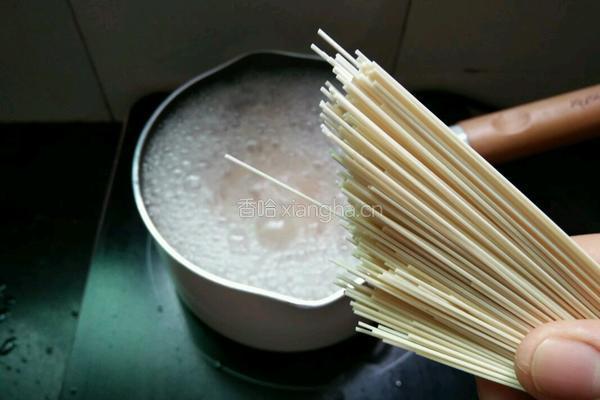 西红柿鸡蛋肉末面线的做法图解6