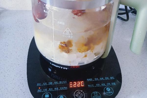 美容养颜甜汤的做法图解2