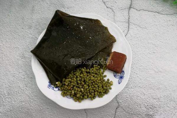 绿豆海带糖水的做法图解1