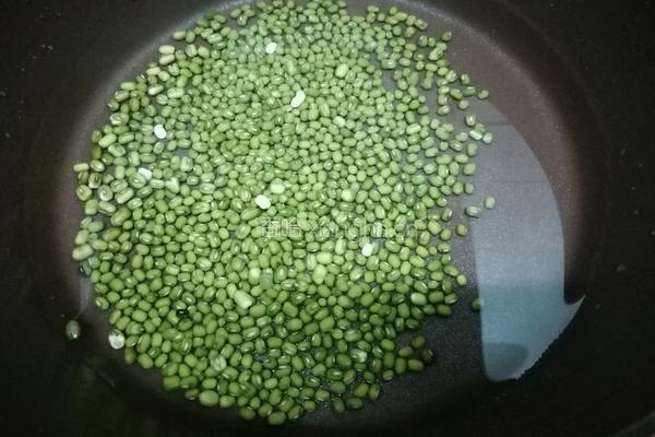 绿豆海带糖水的做法图解3