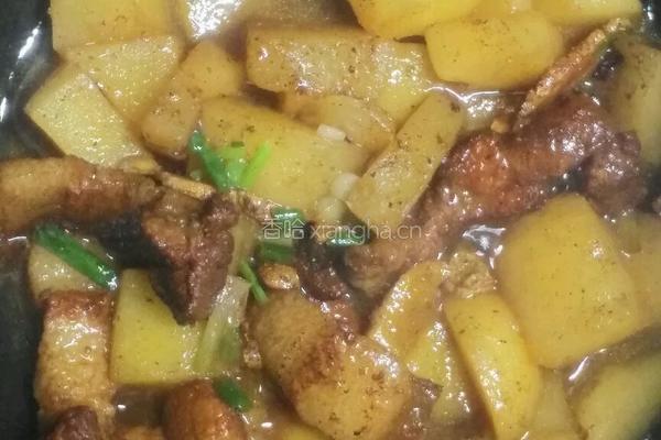 土豆炖五花肉