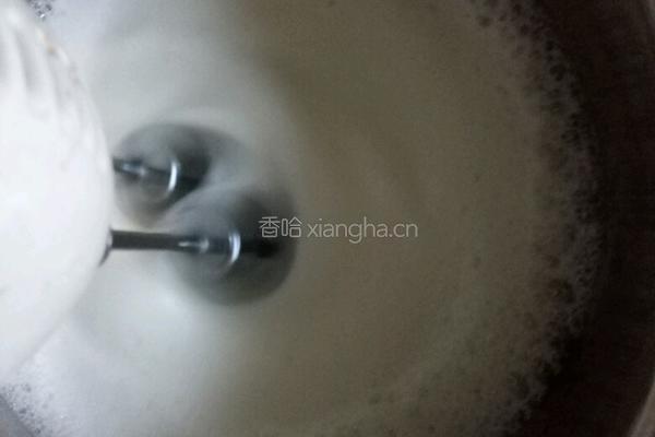 十寸戚风蛋糕的做法图解7