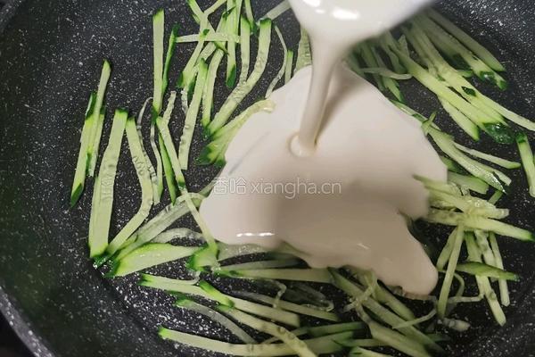 黄瓜鸡蛋饼的做法图解7