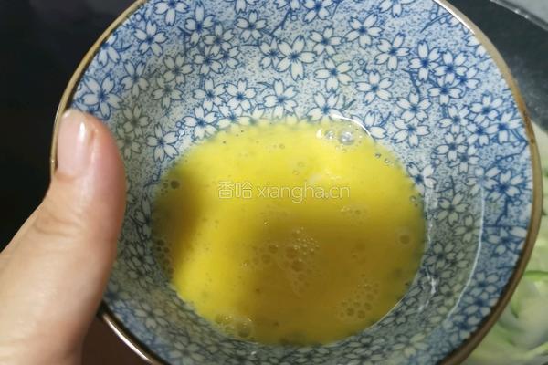 黄瓜鸡蛋饼的做法图解9