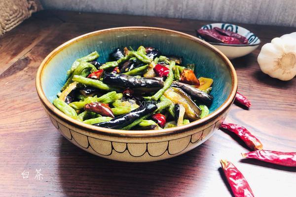 超级下饭的茄子炒豆角，不能少了它