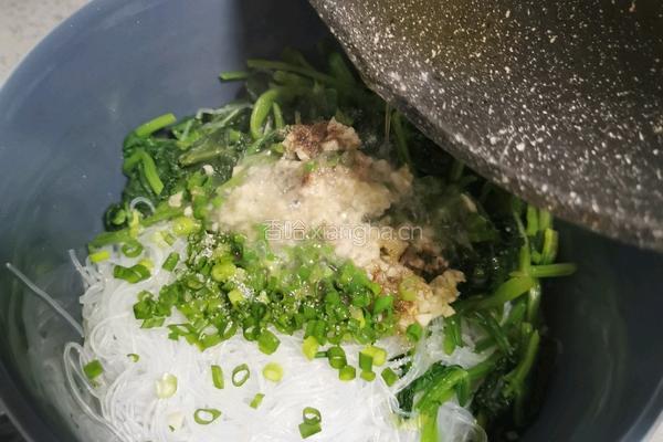 菠菜拌粉丝的做法图解10