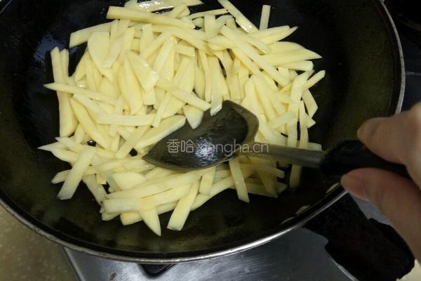 土豆炒牛肉的做法图解4