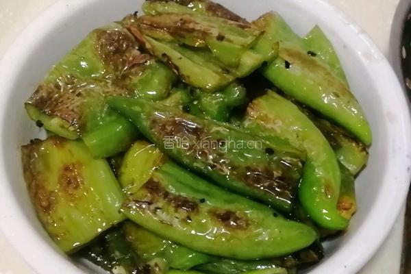 虎皮尖椒的做法图解3