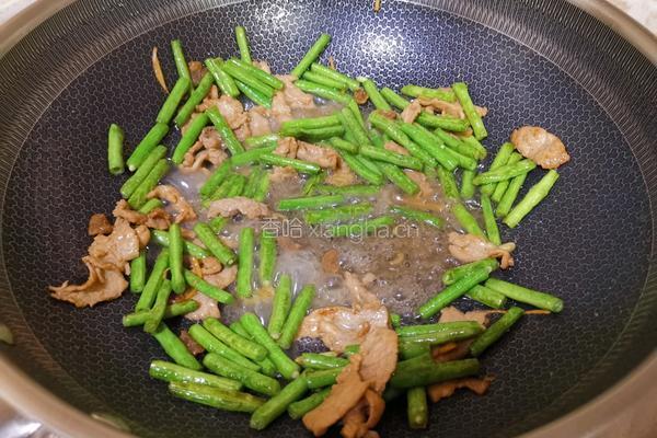豆角炒肉的做法图解9