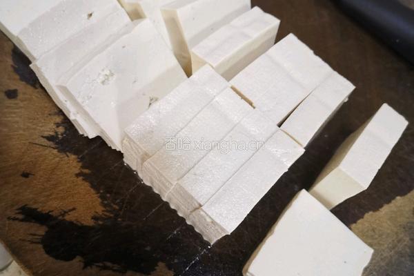 白菜豆腐炖粉条的做法图解2