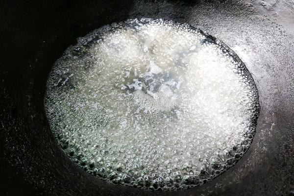 牛奶芒果西米露的做法图解1