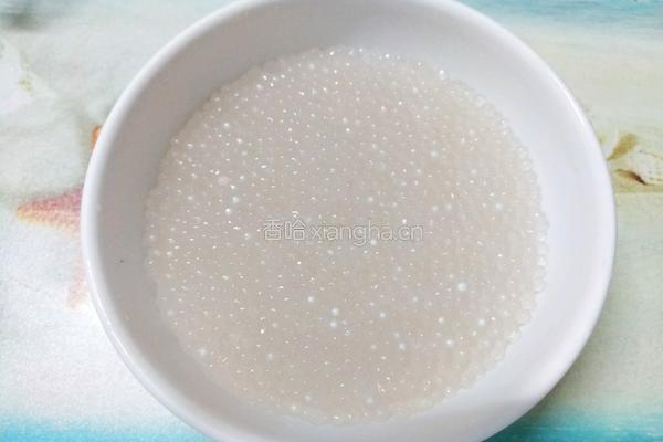 牛奶芒果西米露的做法图解3