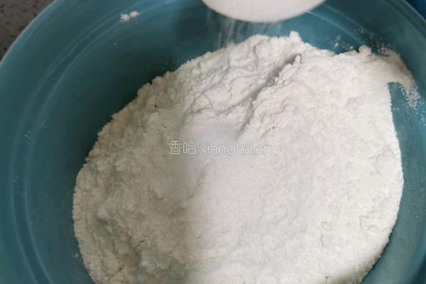 韭菜鸡蛋煎饼的做法图解2