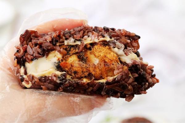 黑米芝士肉松饭团的做法图解13