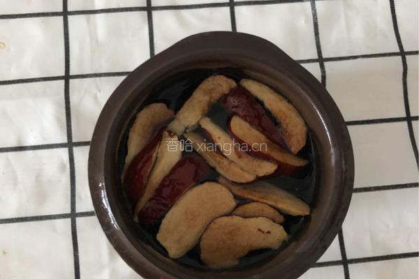 薏米红豆粥的做法图解2