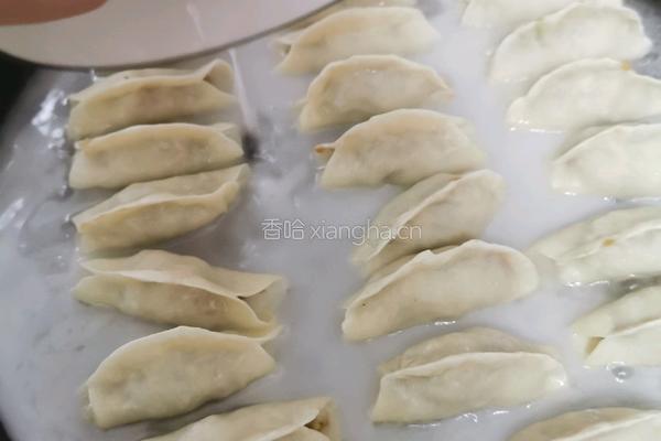 冰花锅贴的做法图解24