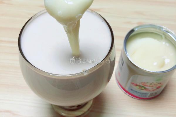 网红波霸珍珠奶茶的做法图解11
