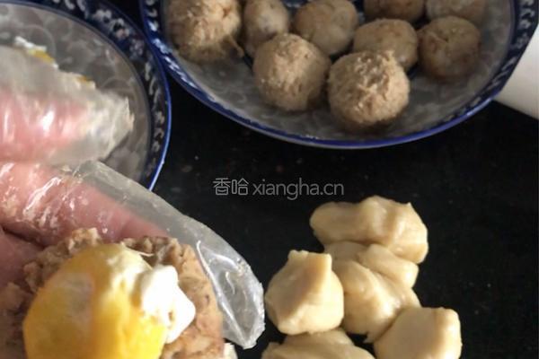 莲蓉肉松馅广式月饼的做法图解7